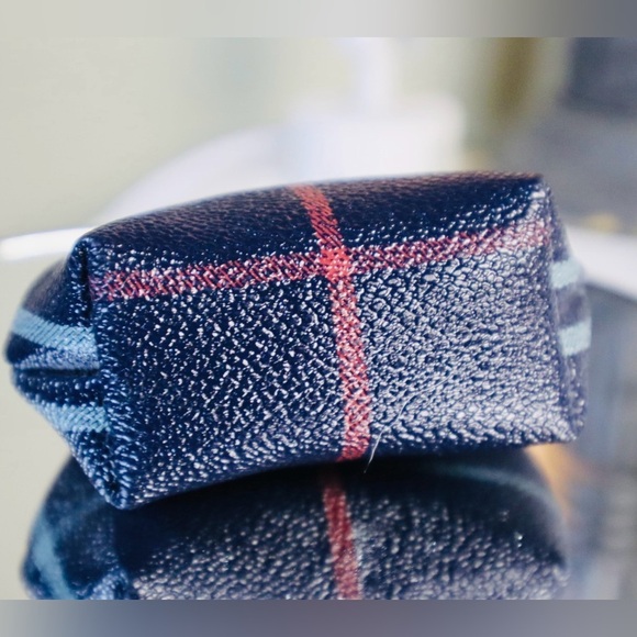 “HOST PICK” VTG Authentic Burberrys vintage leather coin  nova check kiss lock - Picture 6 of 8